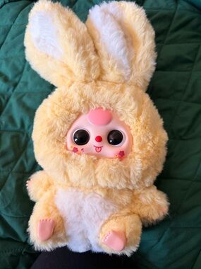 Cute Yellow Baby three plush magic (no box, great condition)